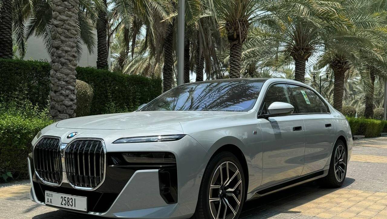BMW 735 2024